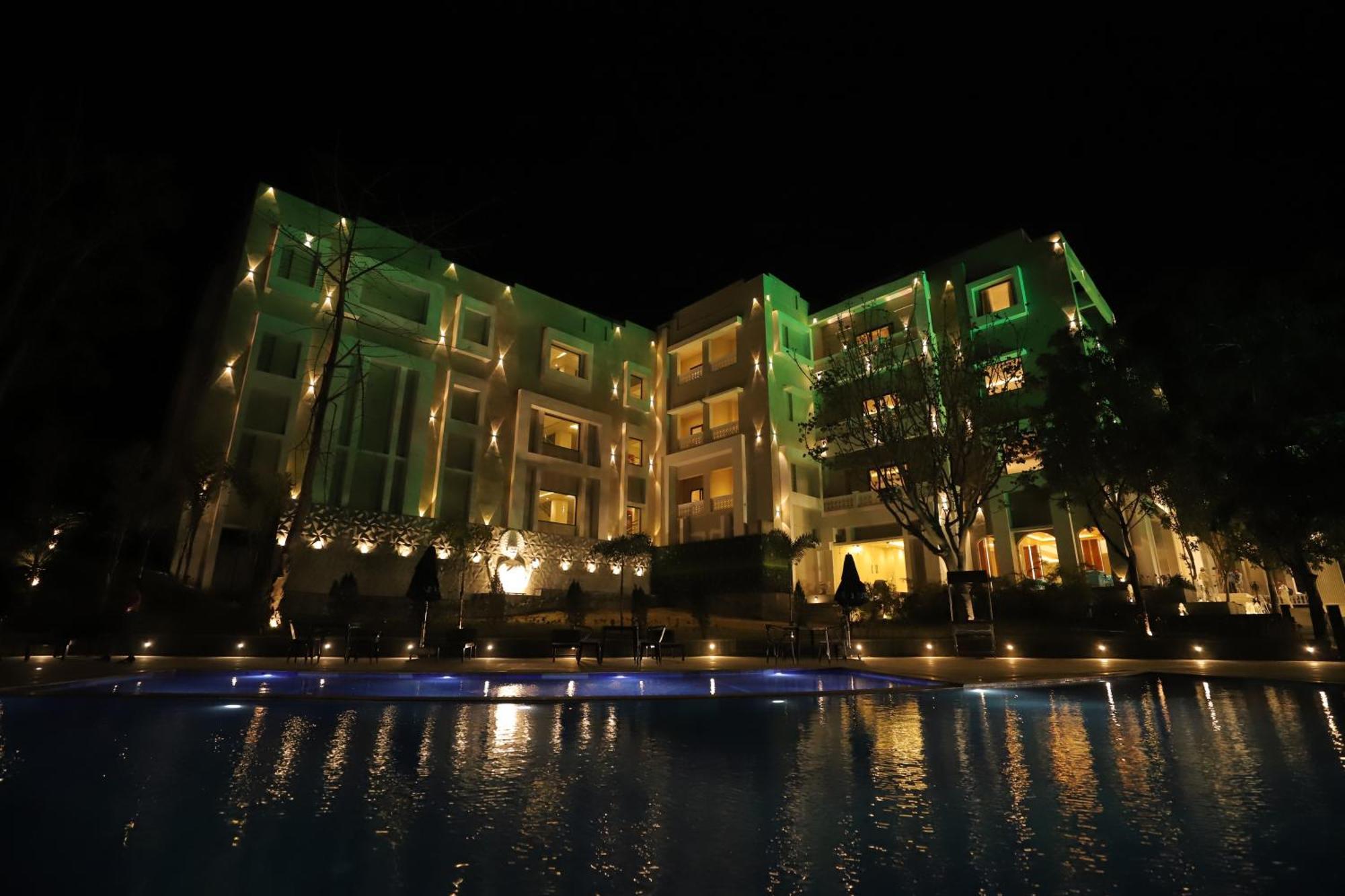 Essentia Luxury Resort & Spa Udaipur Eksteriør billede
