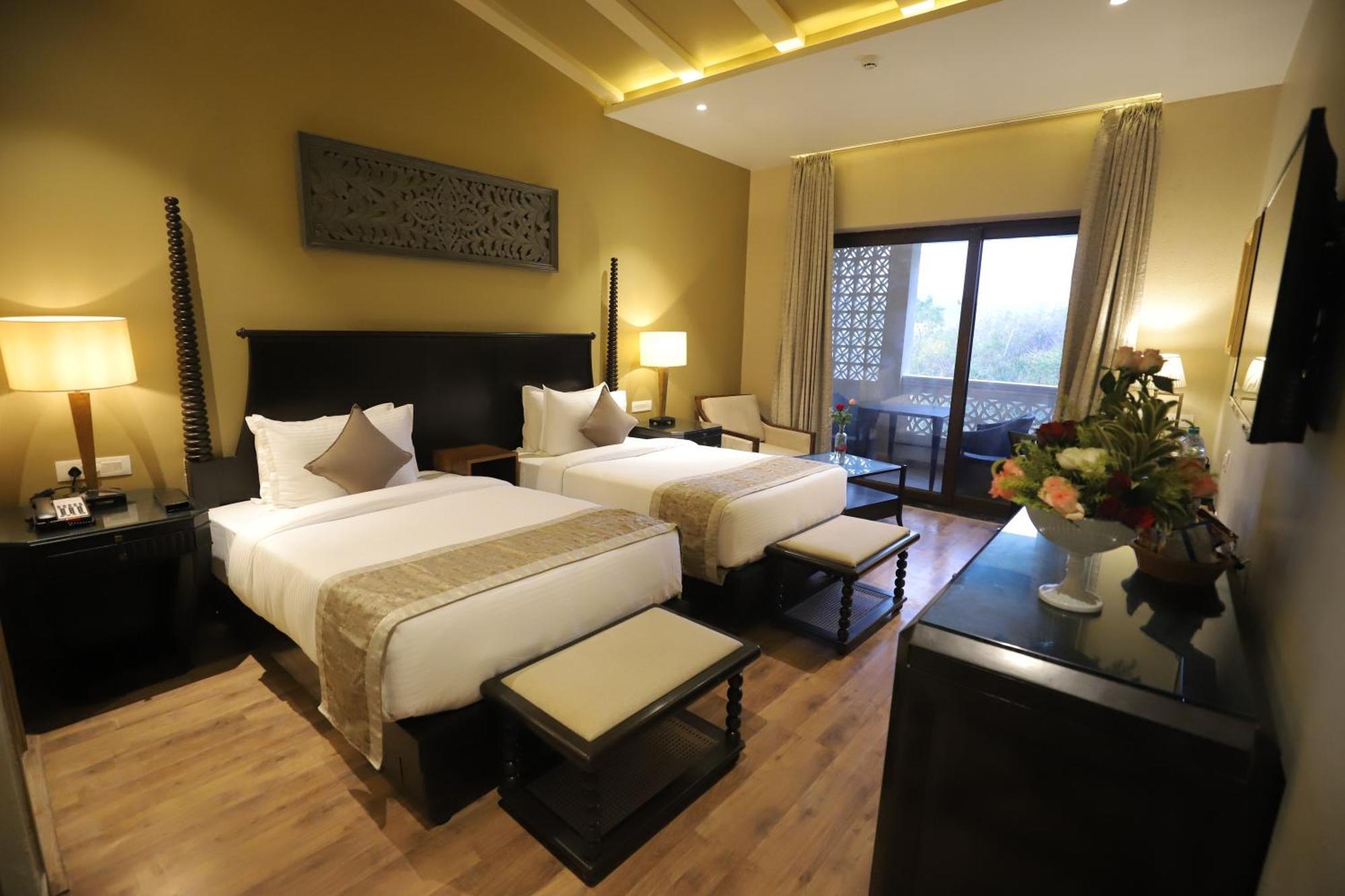 Essentia Luxury Resort & Spa Udaipur Eksteriør billede