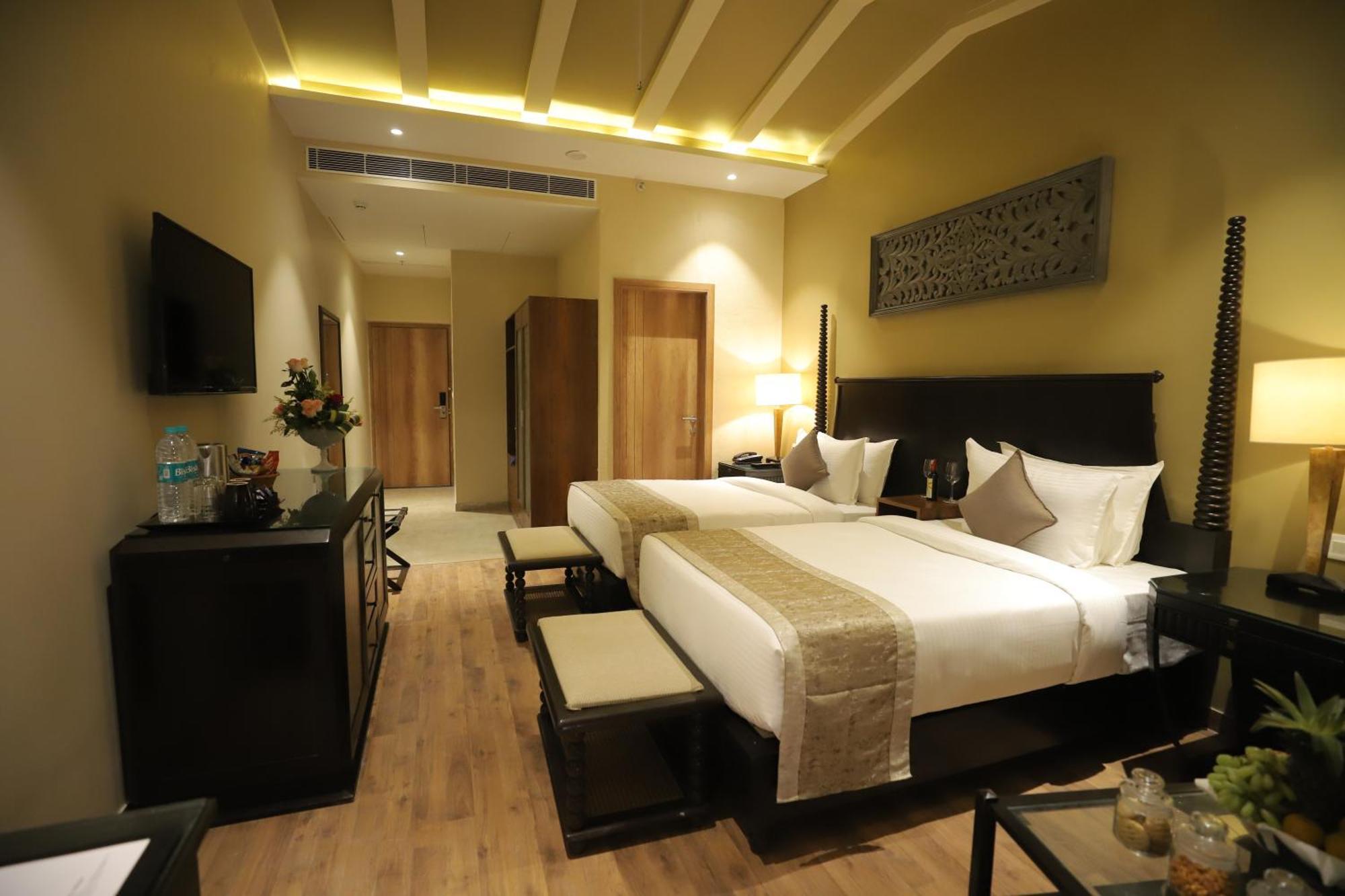 Essentia Luxury Resort & Spa Udaipur Eksteriør billede