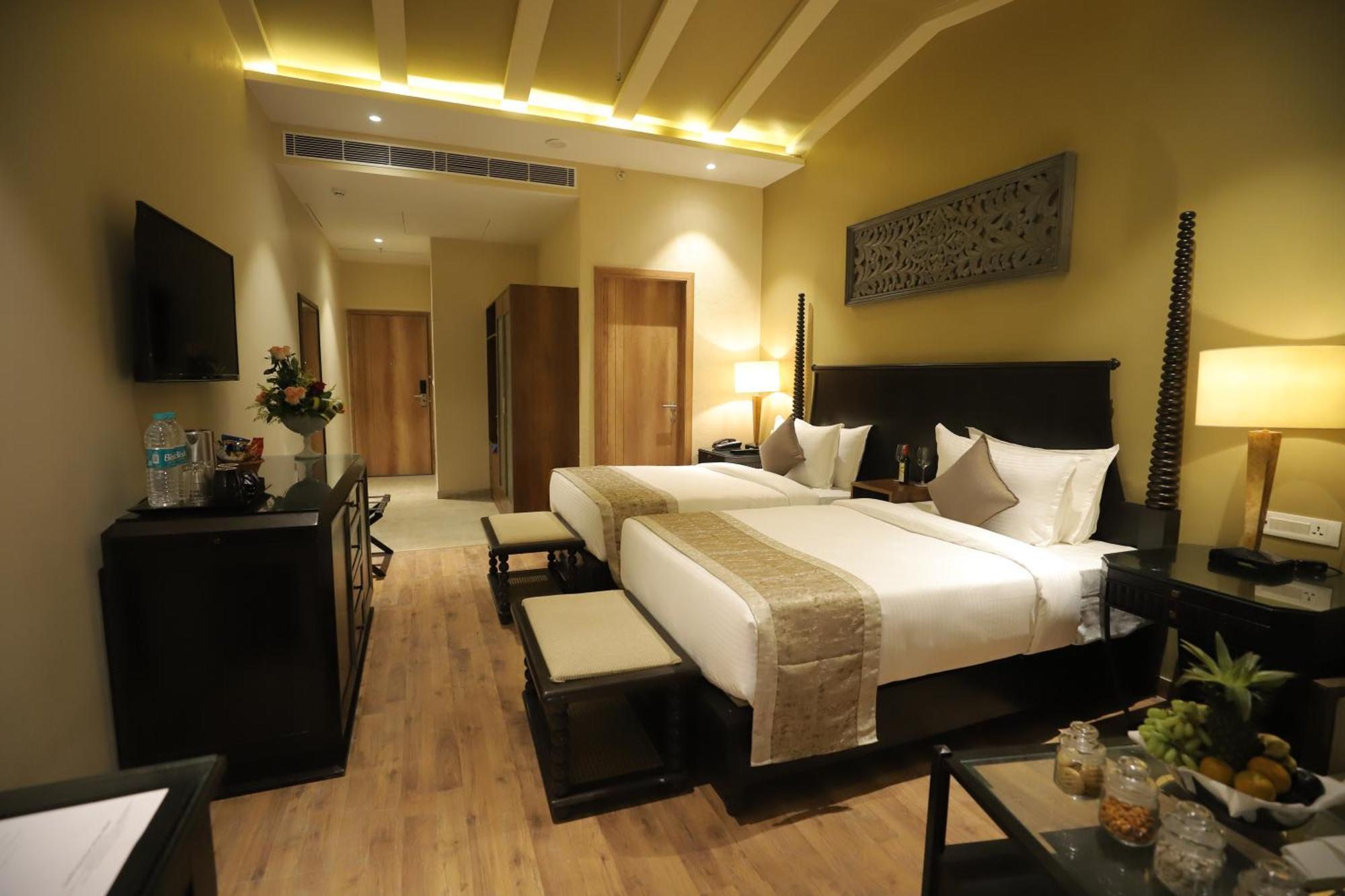 Essentia Luxury Resort & Spa Udaipur Eksteriør billede