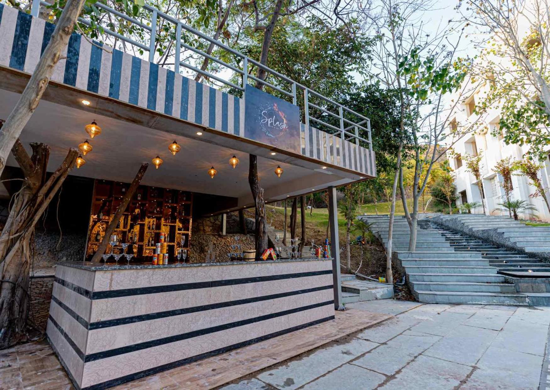 Essentia Luxury Resort & Spa Udaipur Eksteriør billede